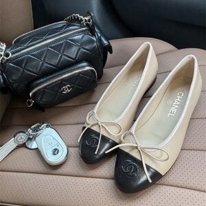 CHANEL Two-Tone Beige and Black Flats